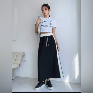 DAZY contrast side seam drawstring skirt